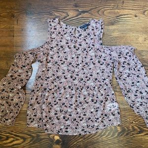 American eagle cold shoulder blouse